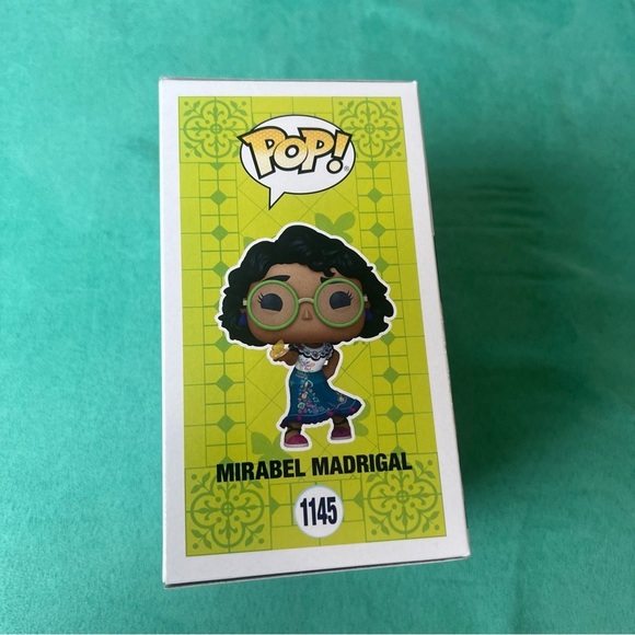 Funko POP! Disney Encanto Mirabel Madrigal #1145 - Picture 3 of 6